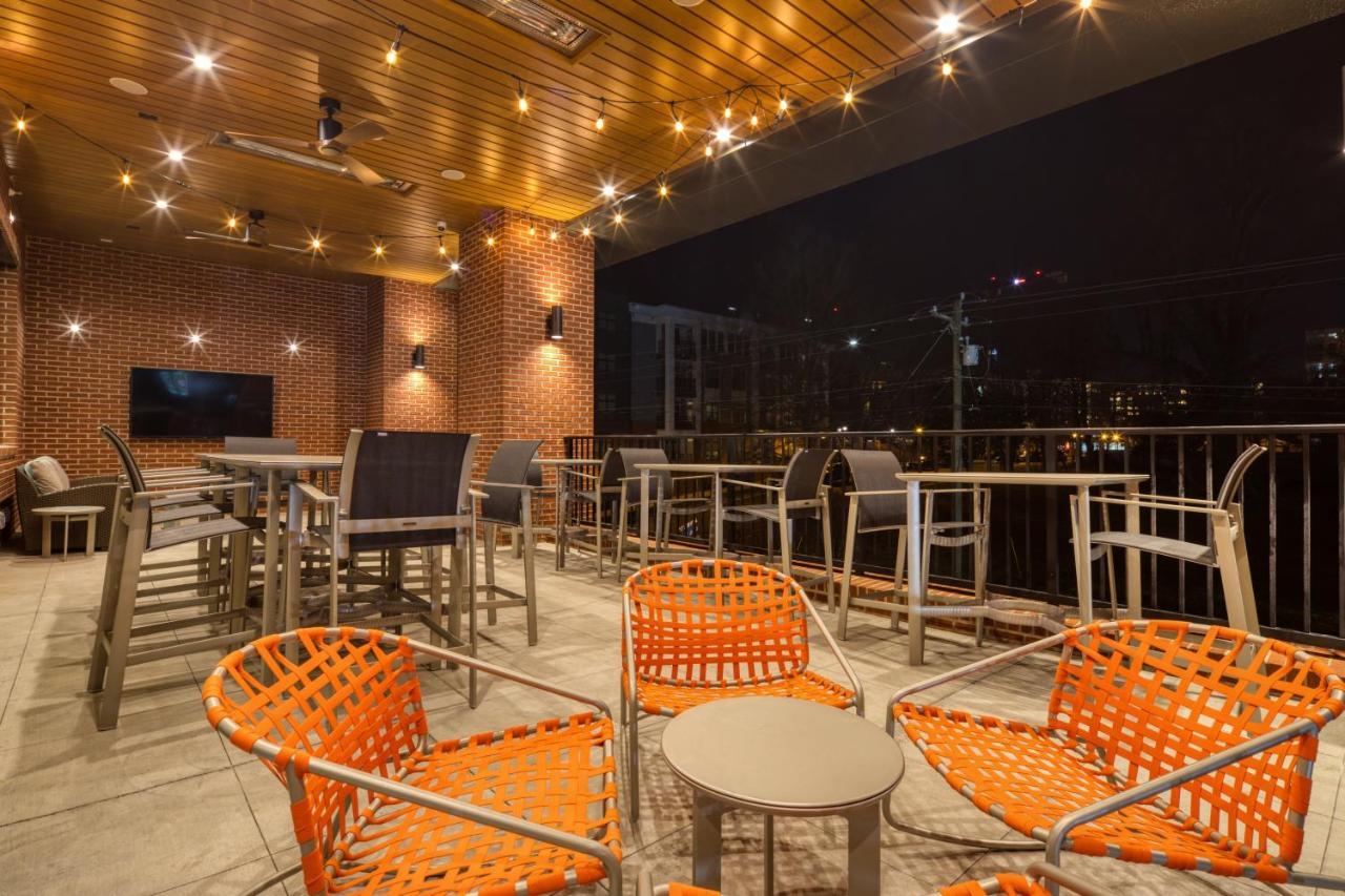 Holiday Inn Express & Suites - Charlotte - South End By Ihg Exterior foto